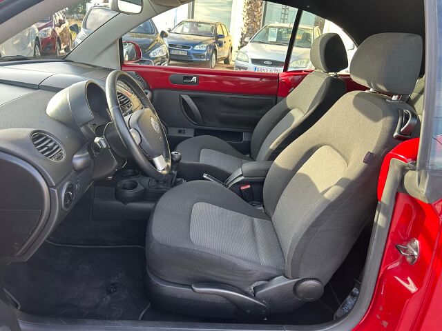 VOLKSWAGEN NEW BEETLE CONVERTIBLE 1.6 SPANISH LHD IN SPAIN 93000 MILES 2006